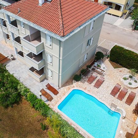 Apartments And Rooms Degra Umag Eksteriør bilde