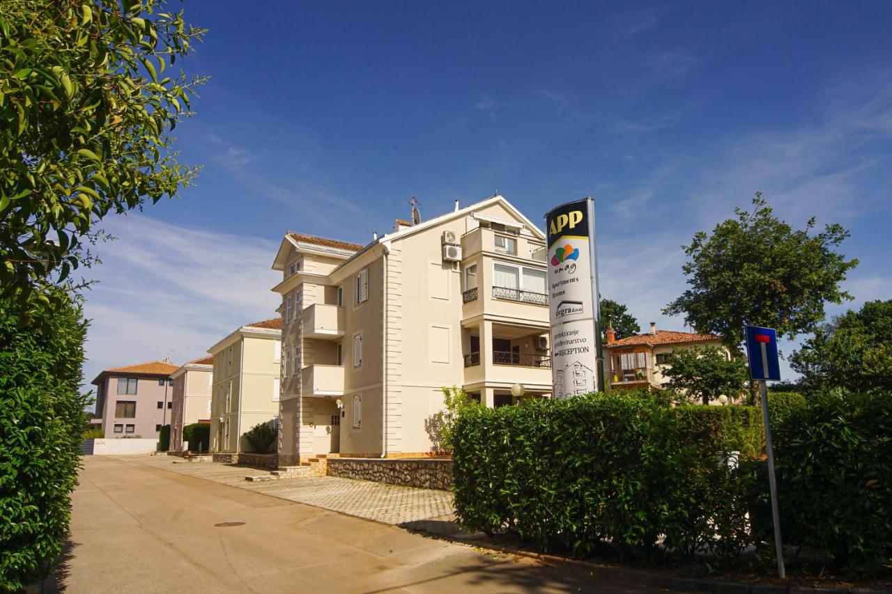 Apartments And Rooms Degra Umag Eksteriør bilde