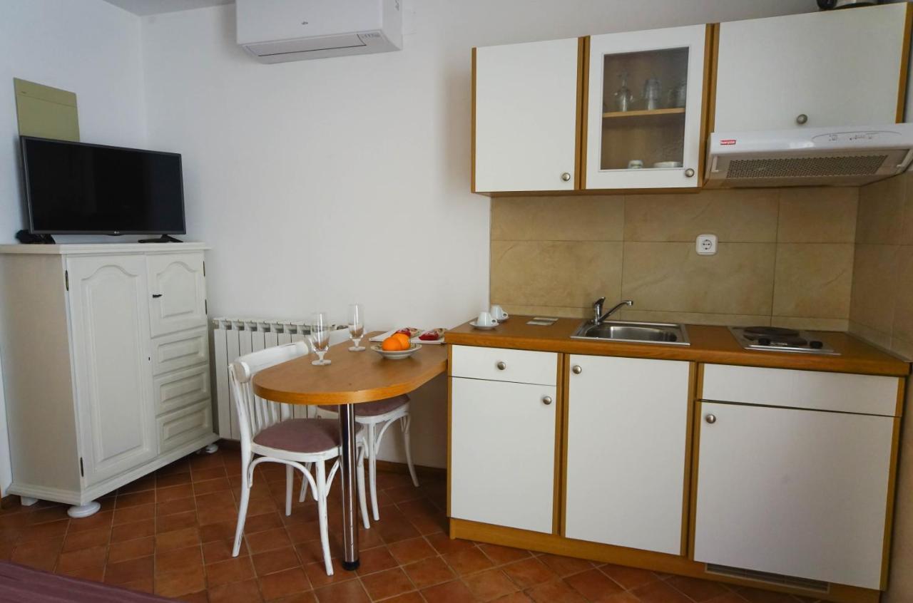 Apartments And Rooms Degra Umag Eksteriør bilde