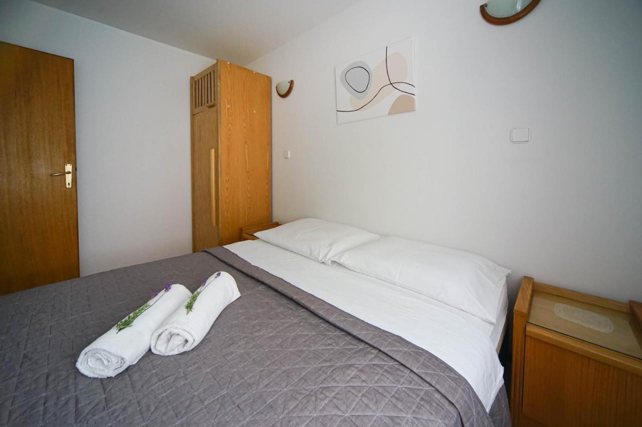 Apartments And Rooms Degra Umag Eksteriør bilde